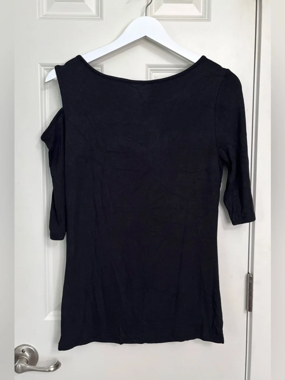 Goldray Asymmetrical Cold Shoulder Ribbed Top NWOT - Picture 3 of 6